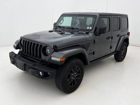 Used 2023 Jeep Wrangler Unlimited Sport AWD/4WD image 4
