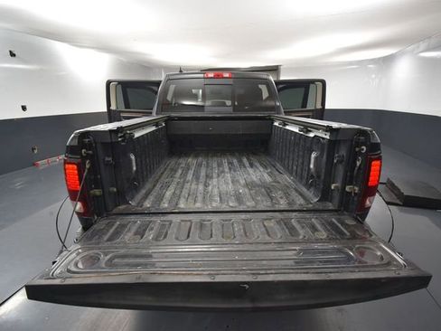 Used 2016 RAM 1500 Laramie w/ Convenience Group image 39