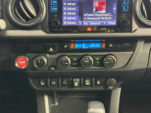 Used 2019 Toyota Tacoma TRD Pro AWD/4WD image 24