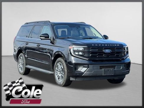Certified 2025 Ford Expedition Max Active image 1