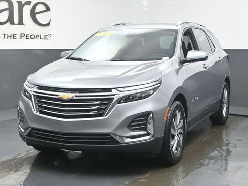 Used 2023 Chevrolet Equinox Premier image 7