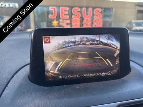 Used 2018 MAZDA MAZDA3 Sport image 12