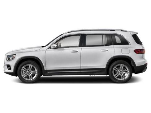 Used 2021 Mercedes-Benz GLB 250 image 3