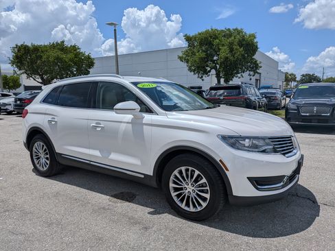 Used 2017 Lincoln MKX Select w/ Select Plus Package AWD/4WD image 1