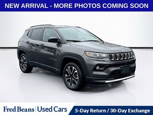 Used 2023 Jeep Compass Limited AWD/4WD image 1