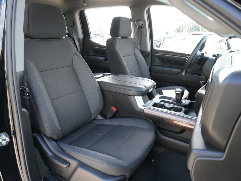 Used 2024 Chevrolet Silverado 1500 RST w/ Convenience Package II AWD/4WD image 18