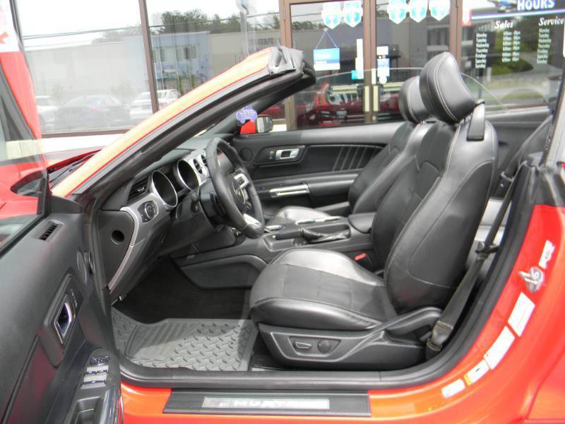 Used 2020 Ford Mustang GT Premium RWD image 17