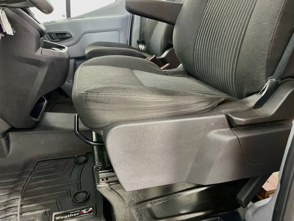 Used 2019 Ford Transit 250 130 Low Roof w/ Exterior Upgrade Package RWD image 24