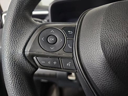 Used 2021 Toyota Corolla LE FWD image 16