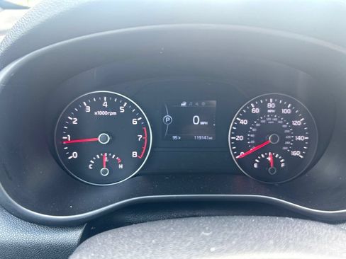 Used 2018 Kia Sportage EX w/ EX Sport Appearance Package FWD image 9