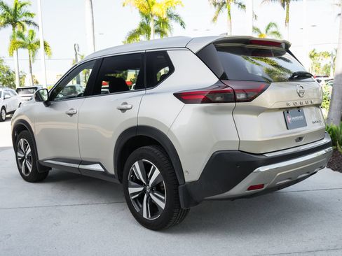 Used 2021 Nissan Rogue Platinum FWD image 8