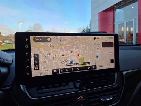 Used 2024 Nissan Altima 2.5 SR w/ SR Premium Package image 28