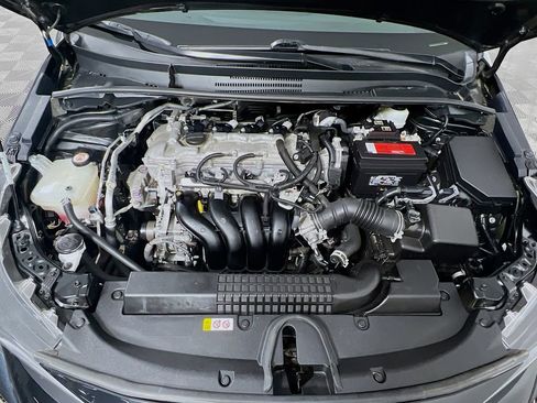 Used 2021 Toyota Corolla LE FWD image 27