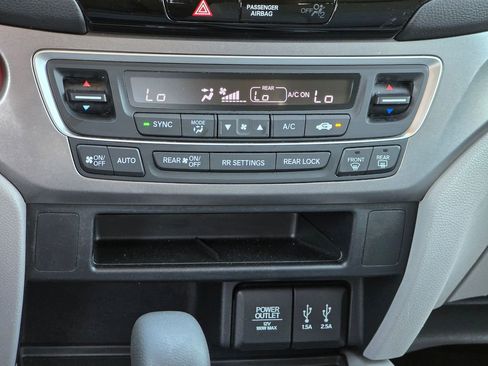 Used 2016 Honda Pilot EX image 35
