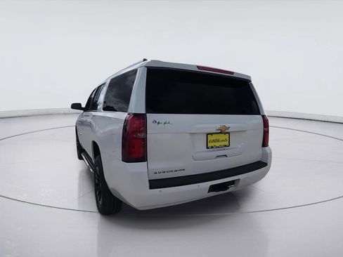 Used 2015 Chevrolet Suburban LT RWD image 7