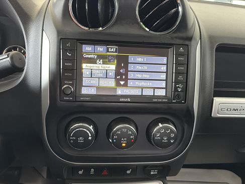 Used 2016 Jeep Compass High Altitude AWD/4WD image 16
