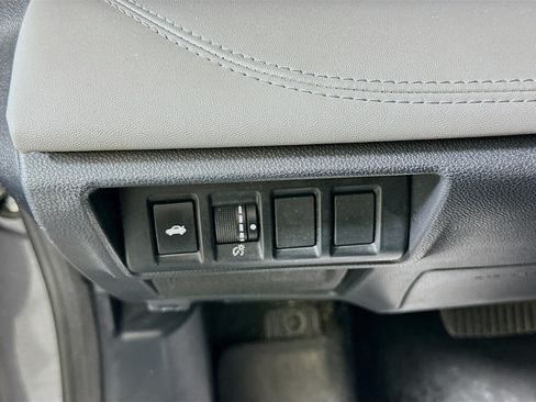 Used 2020 Subaru Legacy Limited AWD/4WD image 16
