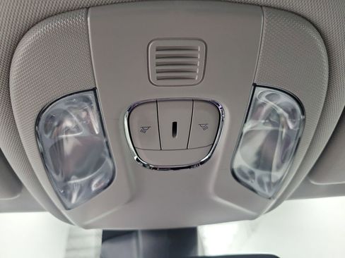 Used 2022 Jeep Compass Limited image 48