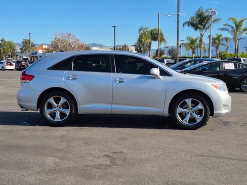 Used 2009 Toyota Venza AWD image 4