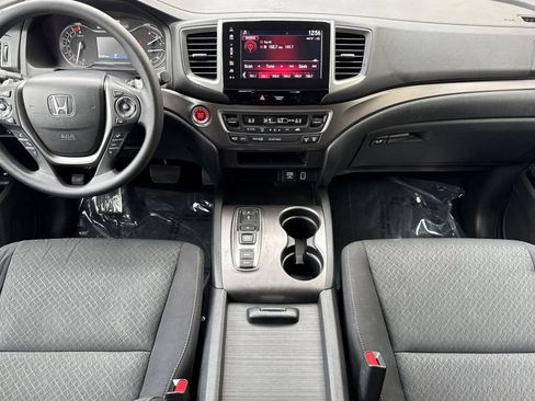 Used 2020 Honda Ridgeline Sport image 4