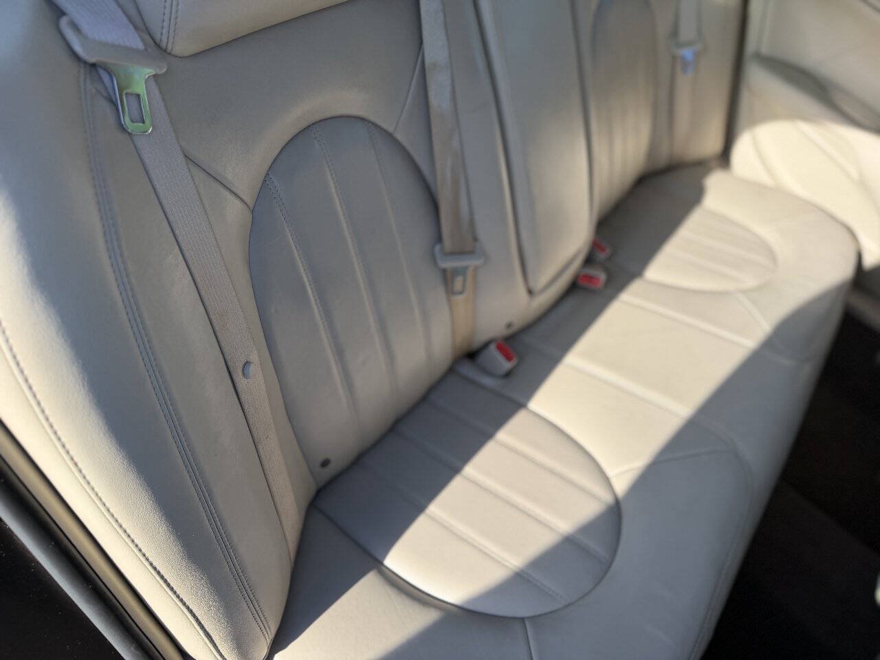 Used 2008 Buick Lucerne CXL w/ Ultra Confidence Package FWD image 21