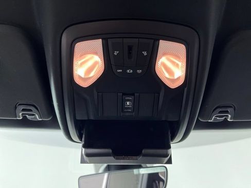 Used 2022 RAM 1500 Big Horn AWD/4WD image 40