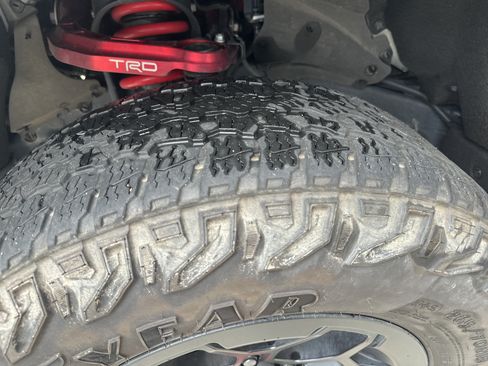 Used 2024 Toyota Tacoma TRD Pro AWD/4WD image 18