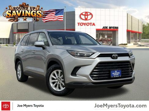 Used 2025 Toyota Grand Highlander XLE image 1
