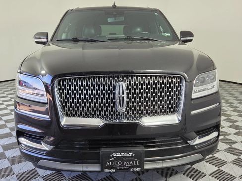 Used 2021 Lincoln Navigator L Reserve AWD/4WD image 2