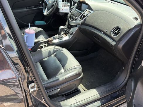 Used 2014 Chevrolet Cruze LT FWD image 19