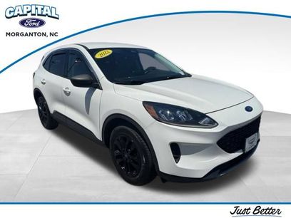Used 2022 Ford Escape SE w/ Cold Weather Package