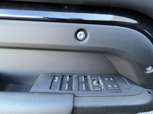 Certified 2024 Land Rover Defender 130 Outbound AWD/4WD image 38