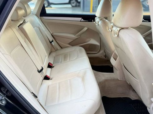 Used 2012 Volkswagen Passat 2.5 SE image 20