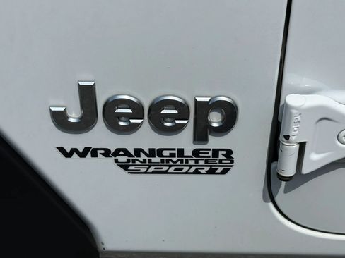 Used 2021 Jeep Wrangler Unlimited Sport AWD/4WD image 69