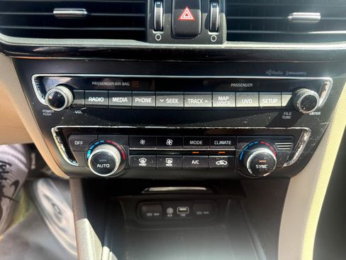 Used 2016 Kia Optima LX w/ Technology Package image 14