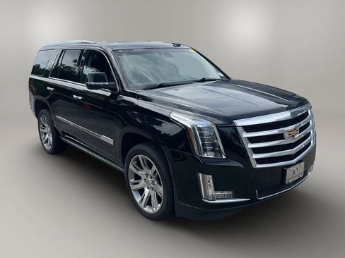 Used 2015 Cadillac Escalade Premium AWD/4WD image 5