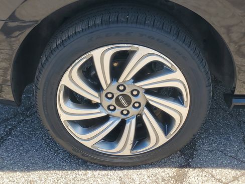 Used 2023 Lincoln Navigator Reserve image 7