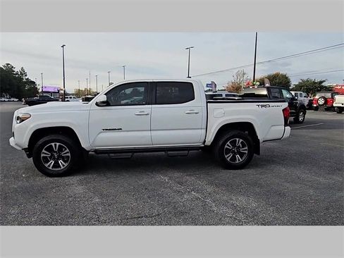Used 2019 Toyota Tacoma TRD Sport image 27