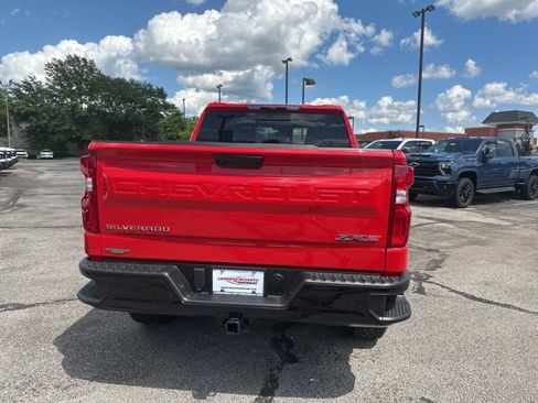 New 2025 Chevrolet Silverado 1500 ZR2 image 4