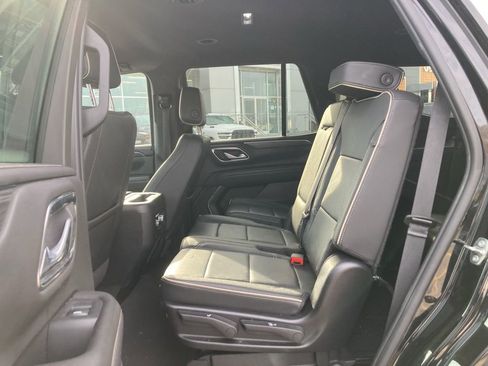 Used 2024 GMC Yukon SLT image 23