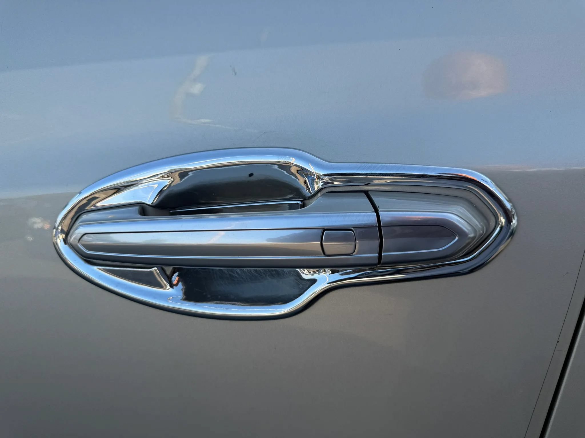 Used 2017 Cadillac XT5 FWD image 54