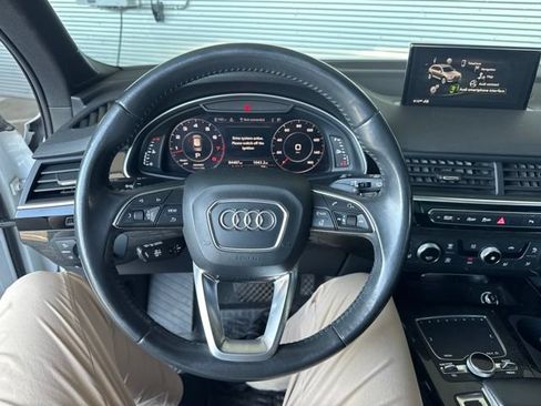 Used 2018 Audi Q7 3.0T Premium Plus w/ Premium Plus Package AWD/4WD image 8