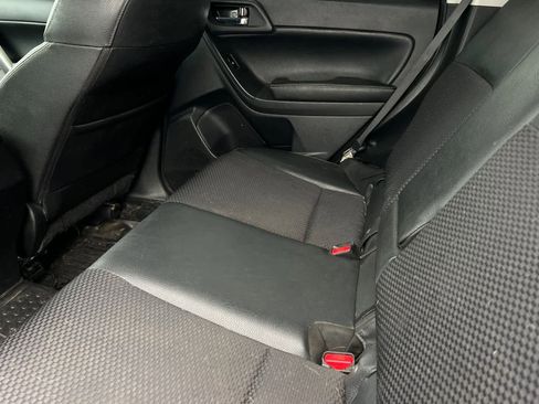 Used 2015 Subaru Forester 2.0XT Premium w/ Popular Package #2 image 5