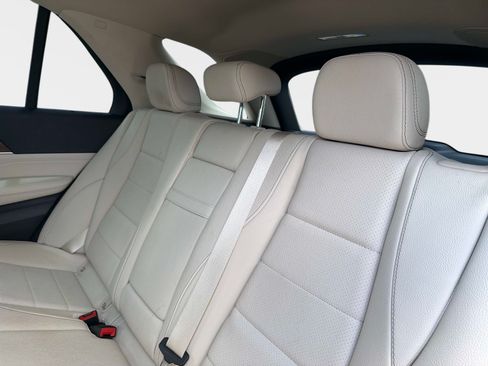 Used 2024 Mercedes-Benz GLE 350 4MATIC w/ Winter Package image 33