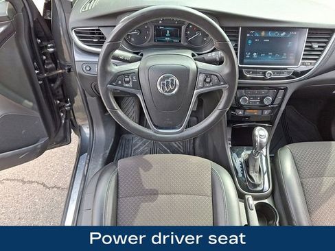 Used 2018 Buick Encore Preferred image 3