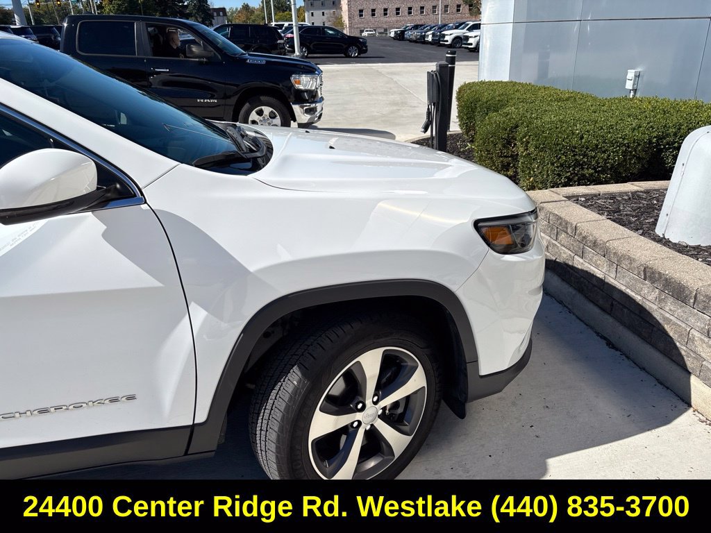 Used 2020 Jeep Cherokee Limited AWD/4WD image 18