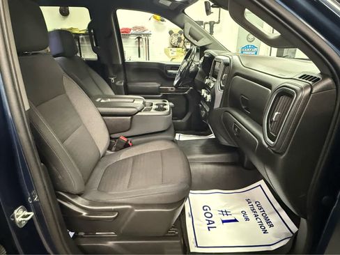 Used 2019 GMC Sierra 1500 SLE image 15