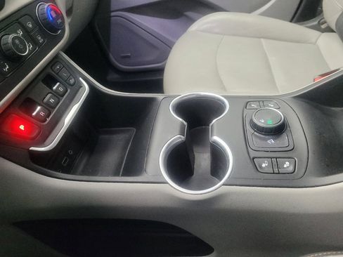 Used 2019 GMC Terrain SLT w/ Preferred Package image 26