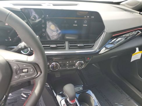 New 2026 Chevrolet Trax RS w/ Driver Confidence Package FWD image 24