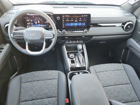 Used 2026 Chevrolet Colorado Z71 image 6